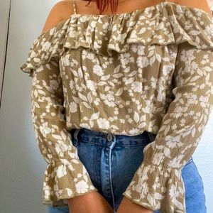 Brand: Charlotte russe size: small fit: regular